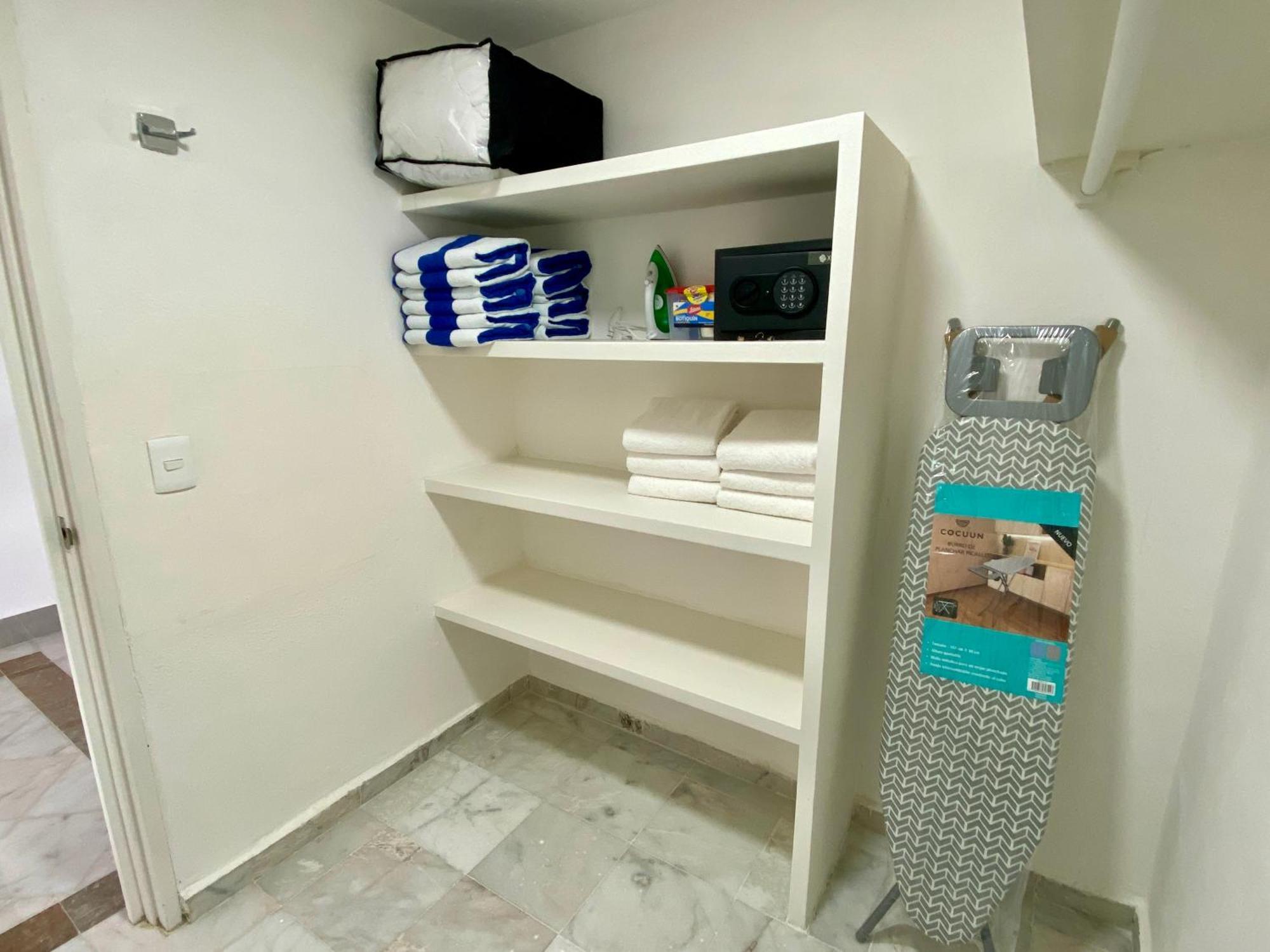 Condo In Ocean Front Resort Cancun Room photo